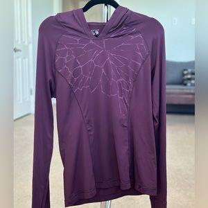 Mountain Hardwear Lightweight Long Sleeve Hoodie